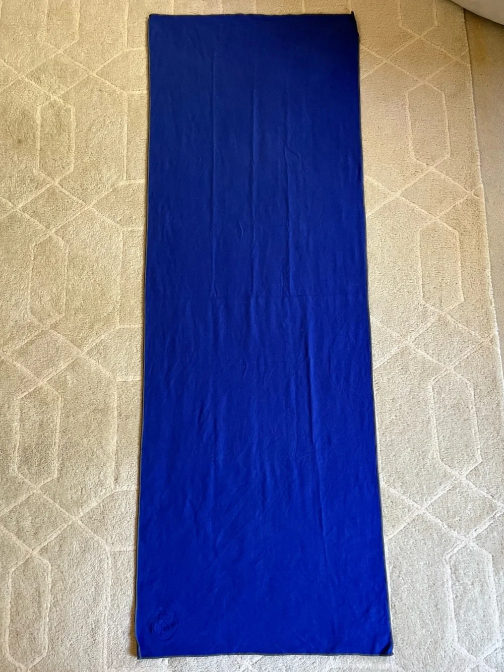 Manduka eQua HOLD Yoga Mat Towel